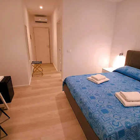 Vendégház Virgy White 4*