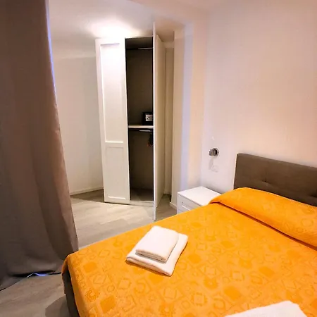 Гостьовий будинок Virgy White 4*